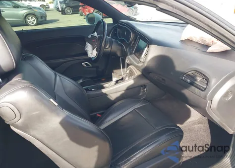 2016 Dodge Challenger Sxt Plus z USA, uszkodzony, nr VIN 2C3CDZAG1GH329625